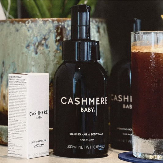 CASHMERE BABY | 低刺激 泡 ボディソープ - ベビー・キッズから敏感肌の大人まで 300ml